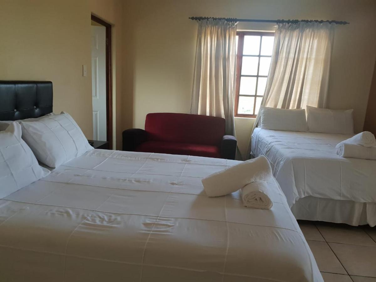 Country Link Guest Lodge 코마티푸르트 외부 사진